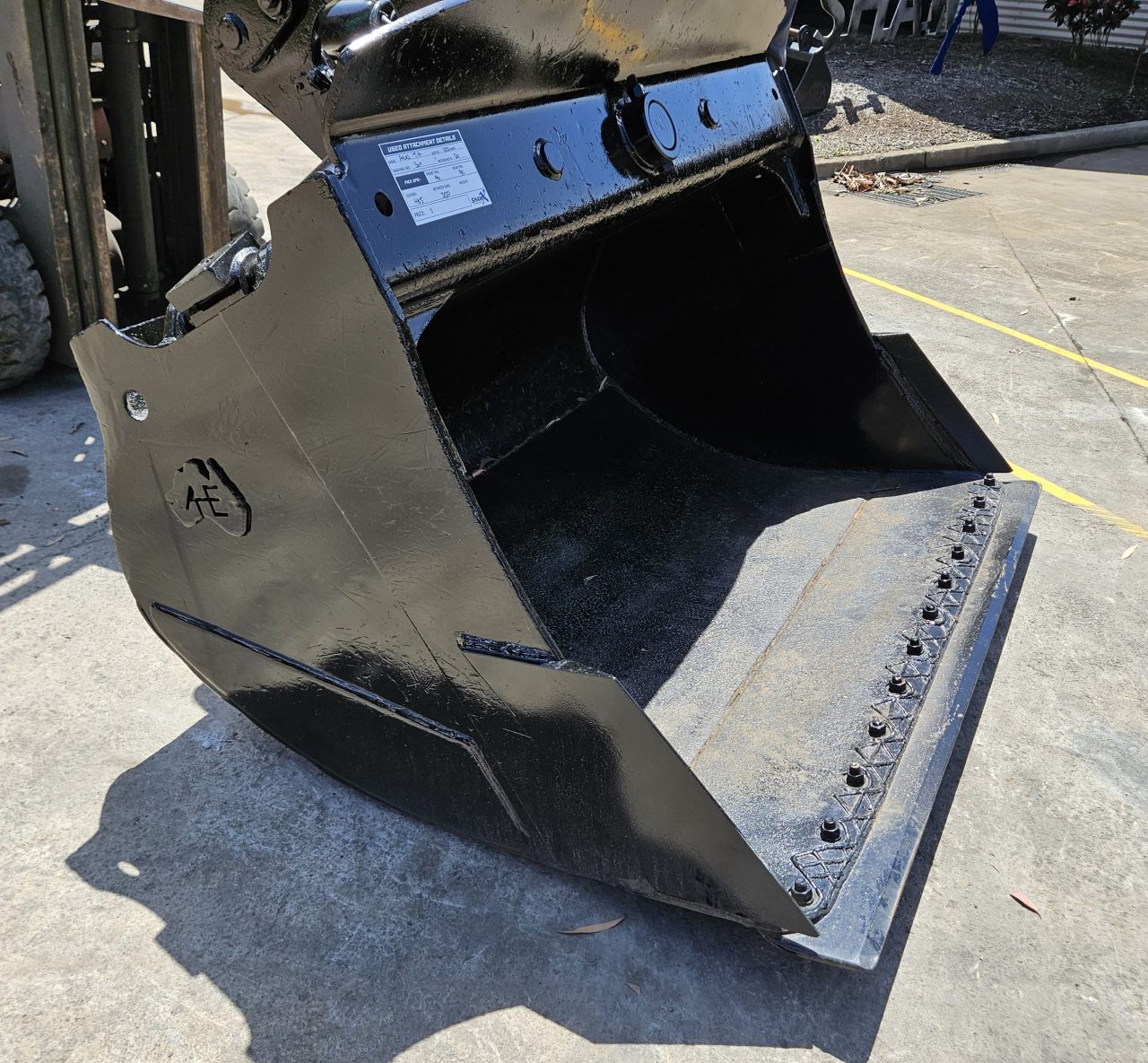 Excavator Buckets | Heavy Duty Bucket | ShawX